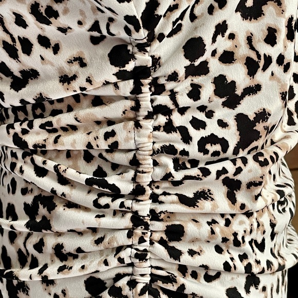 Vince Camuto Leopard Print Tank - Picture 6 of 7